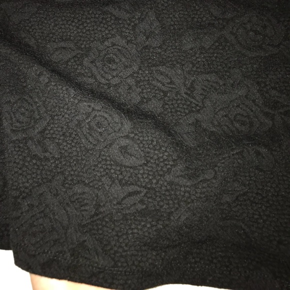 Top - Picture 3 of 3